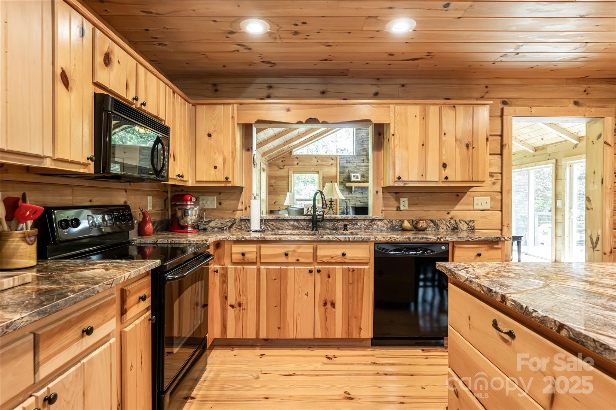 2117 Deep Woods Drive Hendersonville NC 28739