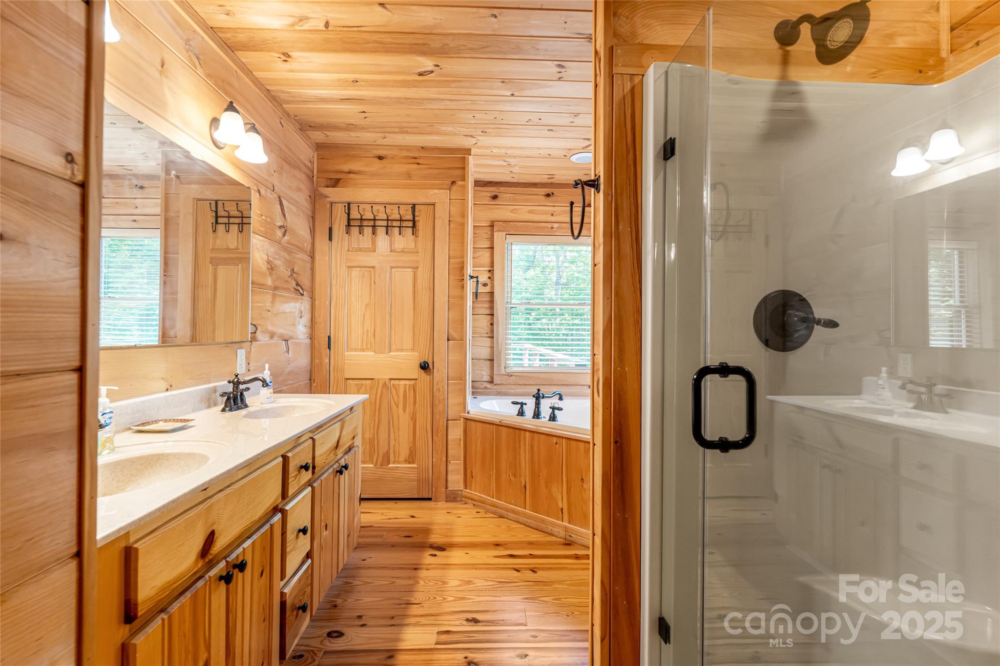 2117 Deep Woods Drive Hendersonville NC 28739