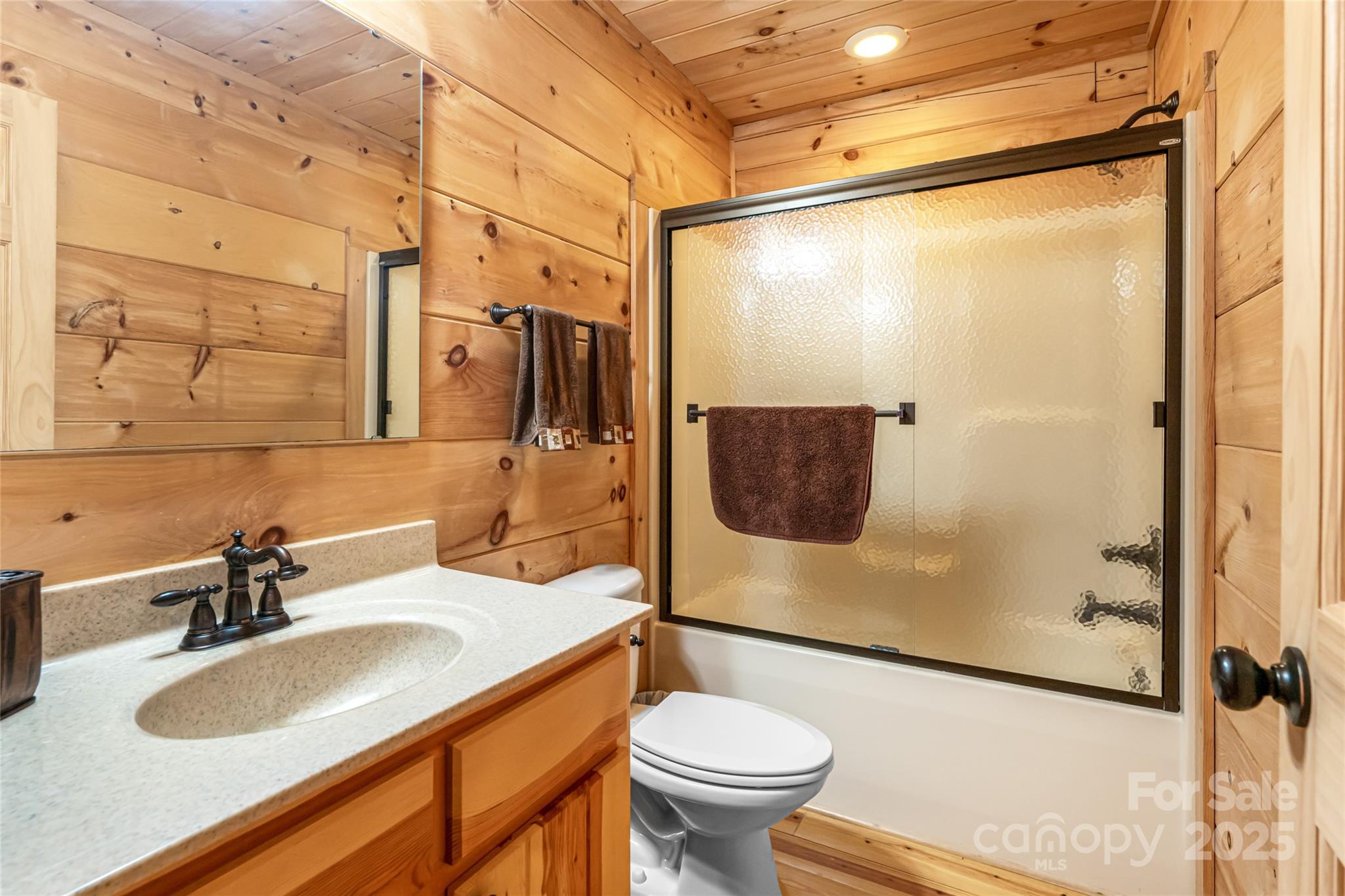 2117 Deep Woods Drive Hendersonville NC 28739