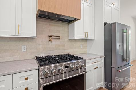 164 Reserve Way Hendersonville NC 28792