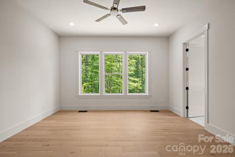 164 Reserve Way Hendersonville NC 28792