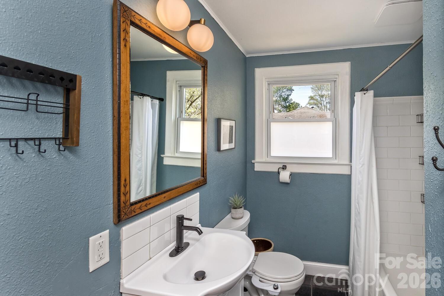 163 Arthur Road Asheville NC 28806