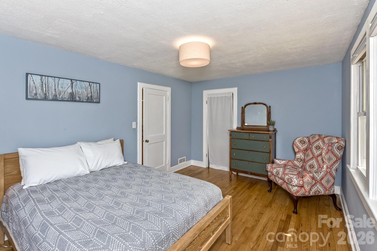 163 Arthur Road Asheville NC 28806