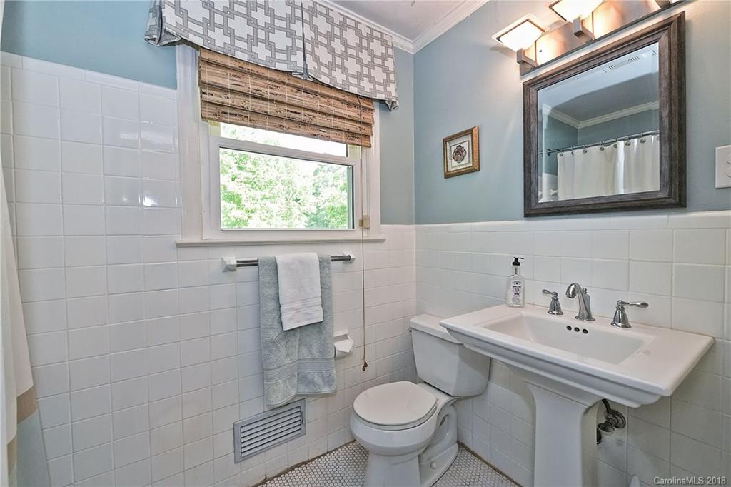 4011 Castlewood Road Charlotte NC 28209
