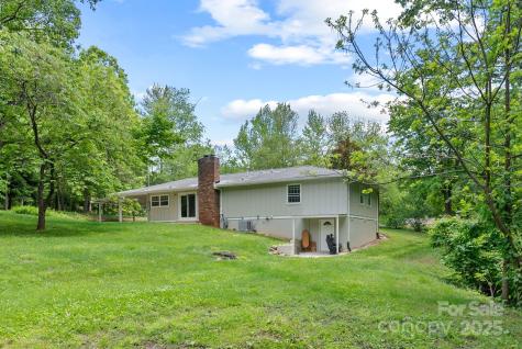 12 Springwood Drive Asheville NC 28805