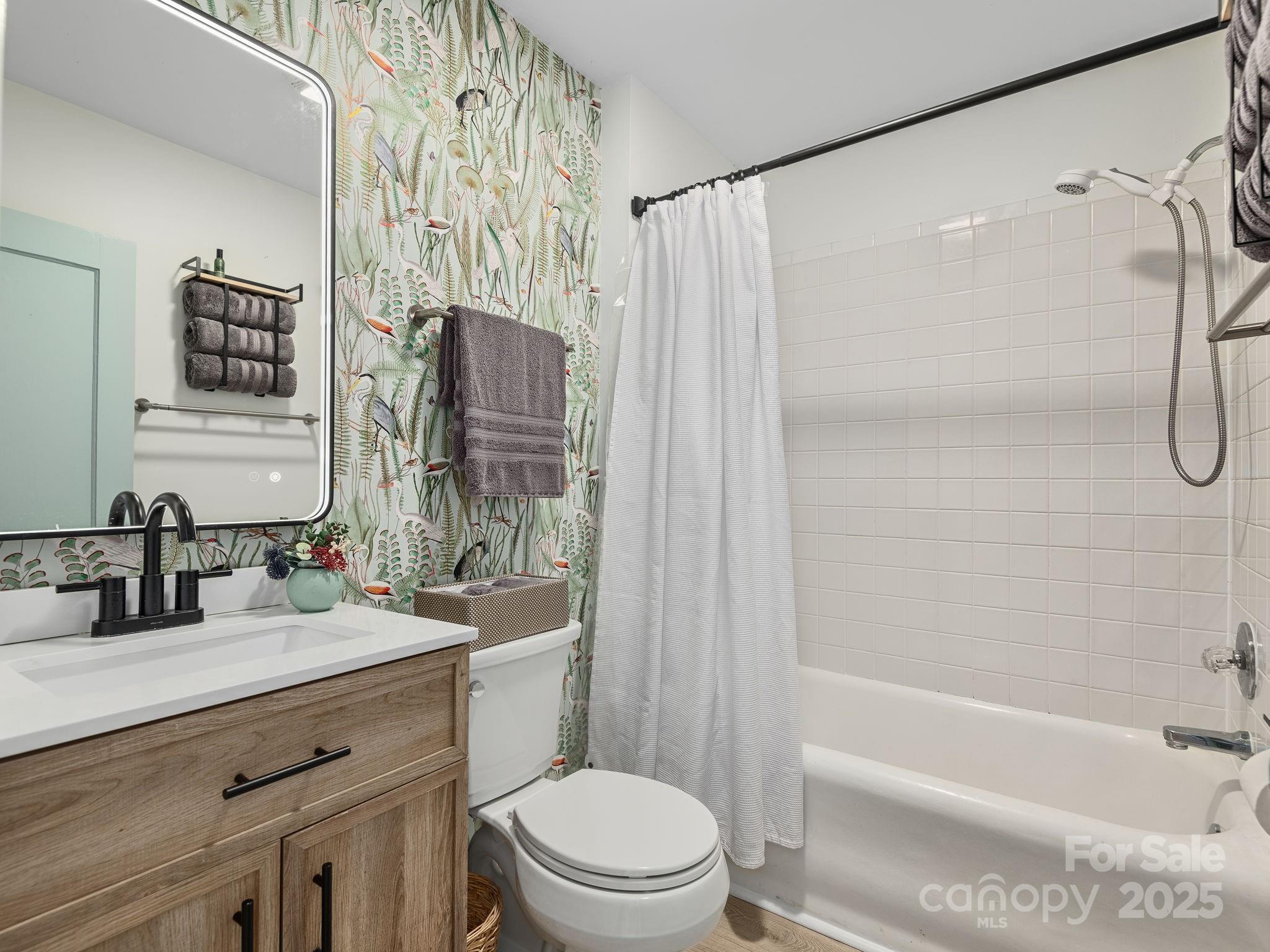 15 Lawterdale Road Asheville NC 28804