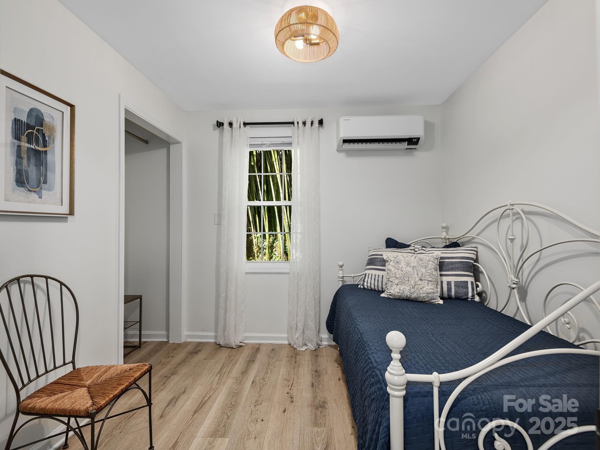 15 Lawterdale Road Asheville NC 28804