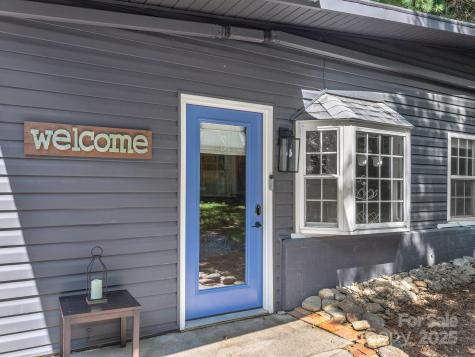 15 Lawterdale Road Asheville NC 28804