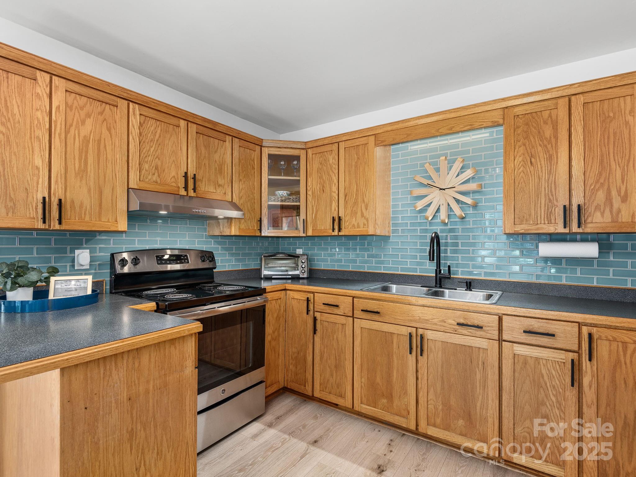 15 Lawterdale Road Asheville NC 28804