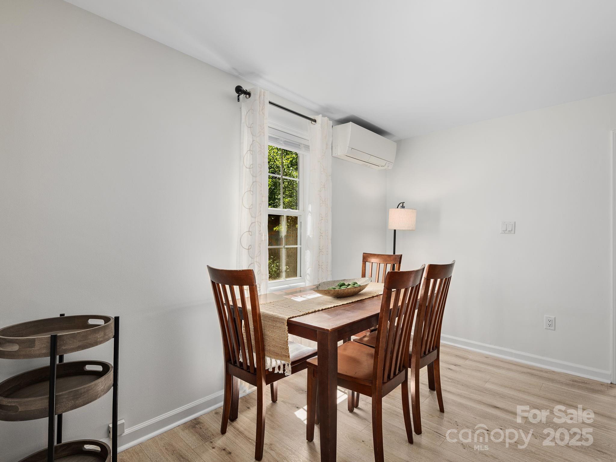 15 Lawterdale Road Asheville NC 28804