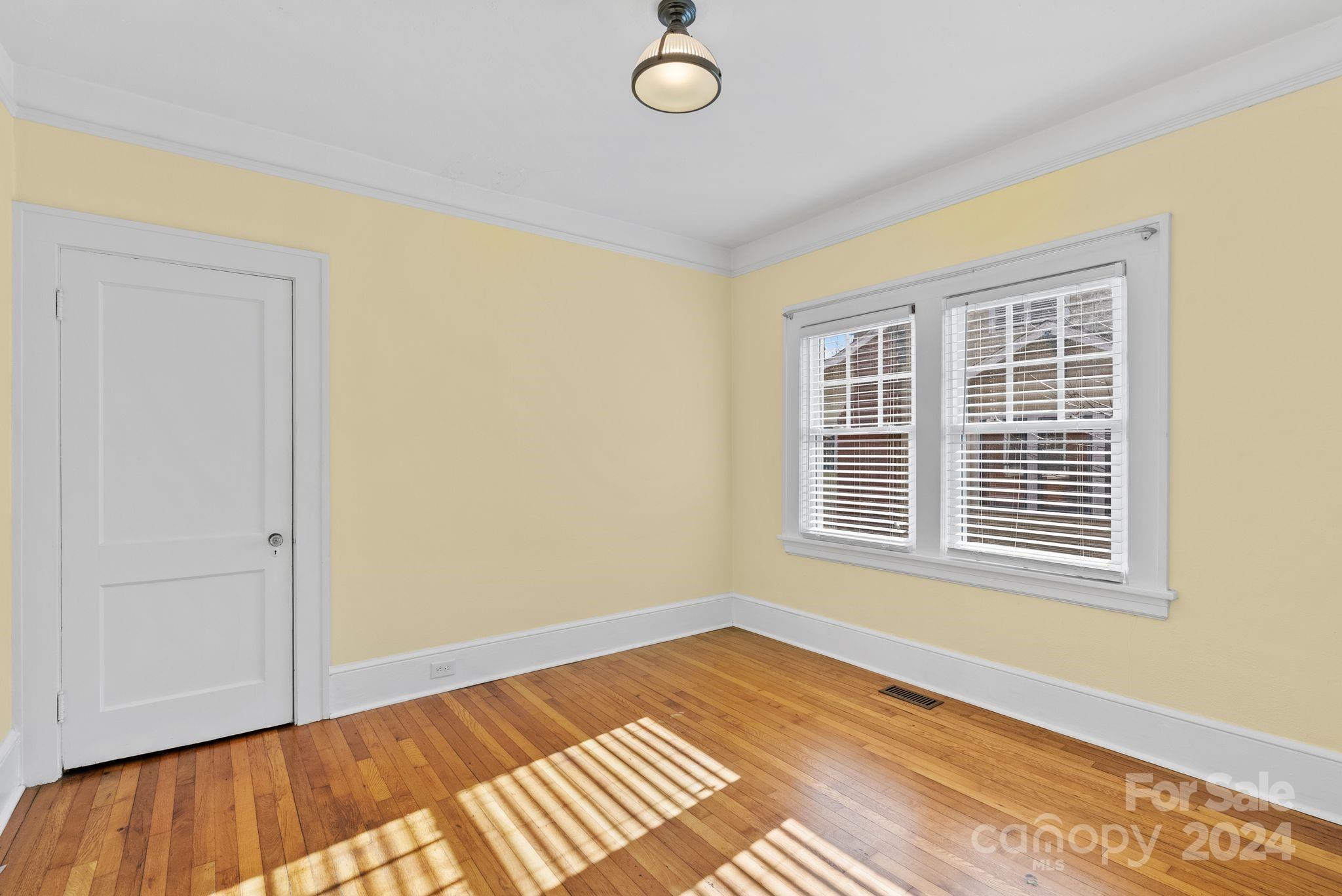 45 Vermont Avenue Asheville NC 28806