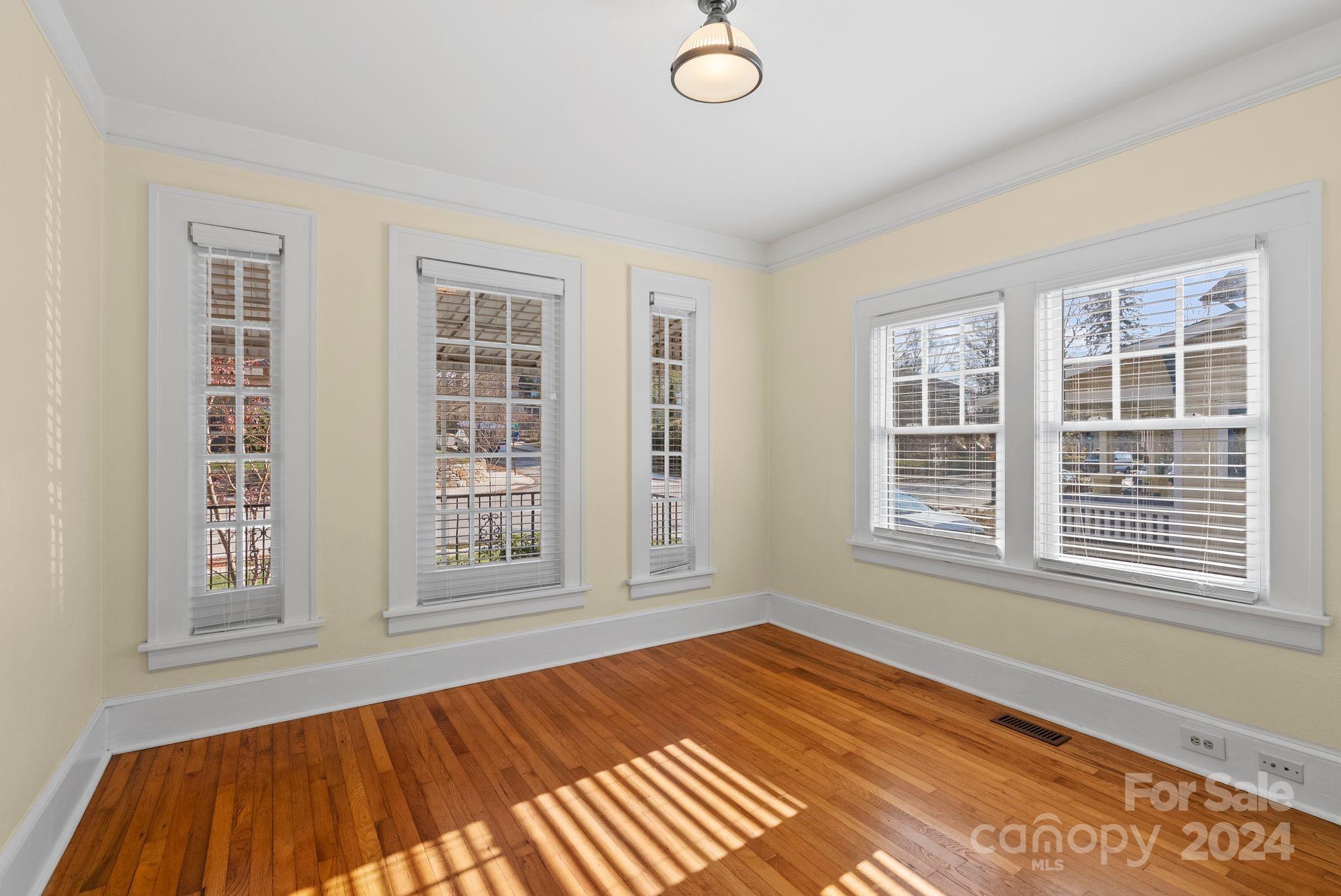 45 Vermont Avenue Asheville NC 28806