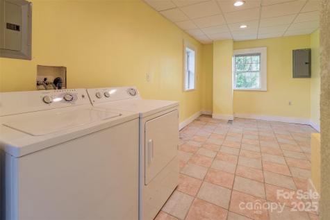 84 Louisiana Avenue Asheville NC 28806