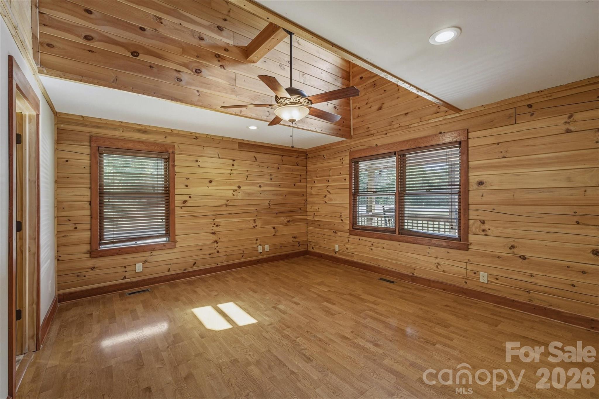 732 Grandview Peaks Drive Nebo NC 28761