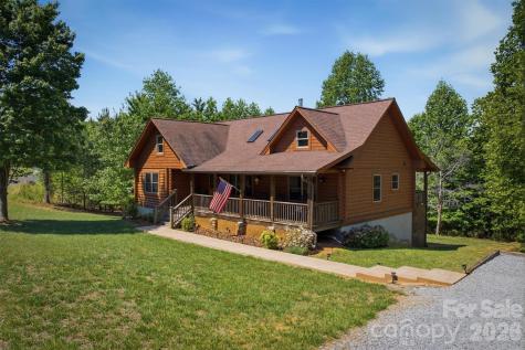 732 Grandview Peaks Drive Nebo NC 28761