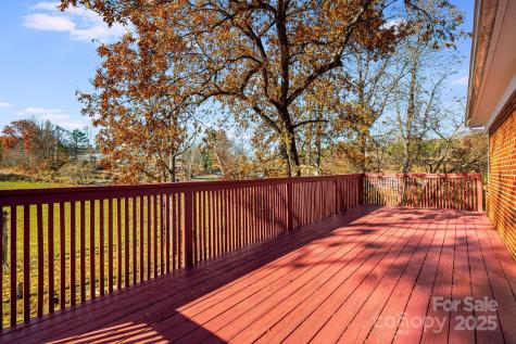 92 Parkway View Road Mars Hill NC 28754