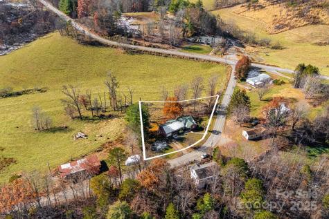 92 Parkway View Road Mars Hill NC 28754