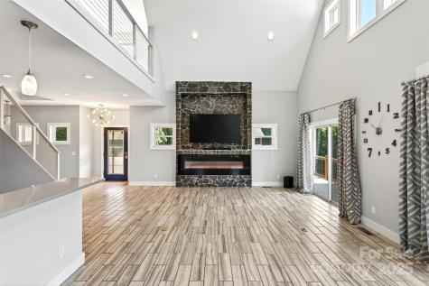 4 Stars Forever Drive Black Mountain NC 28711