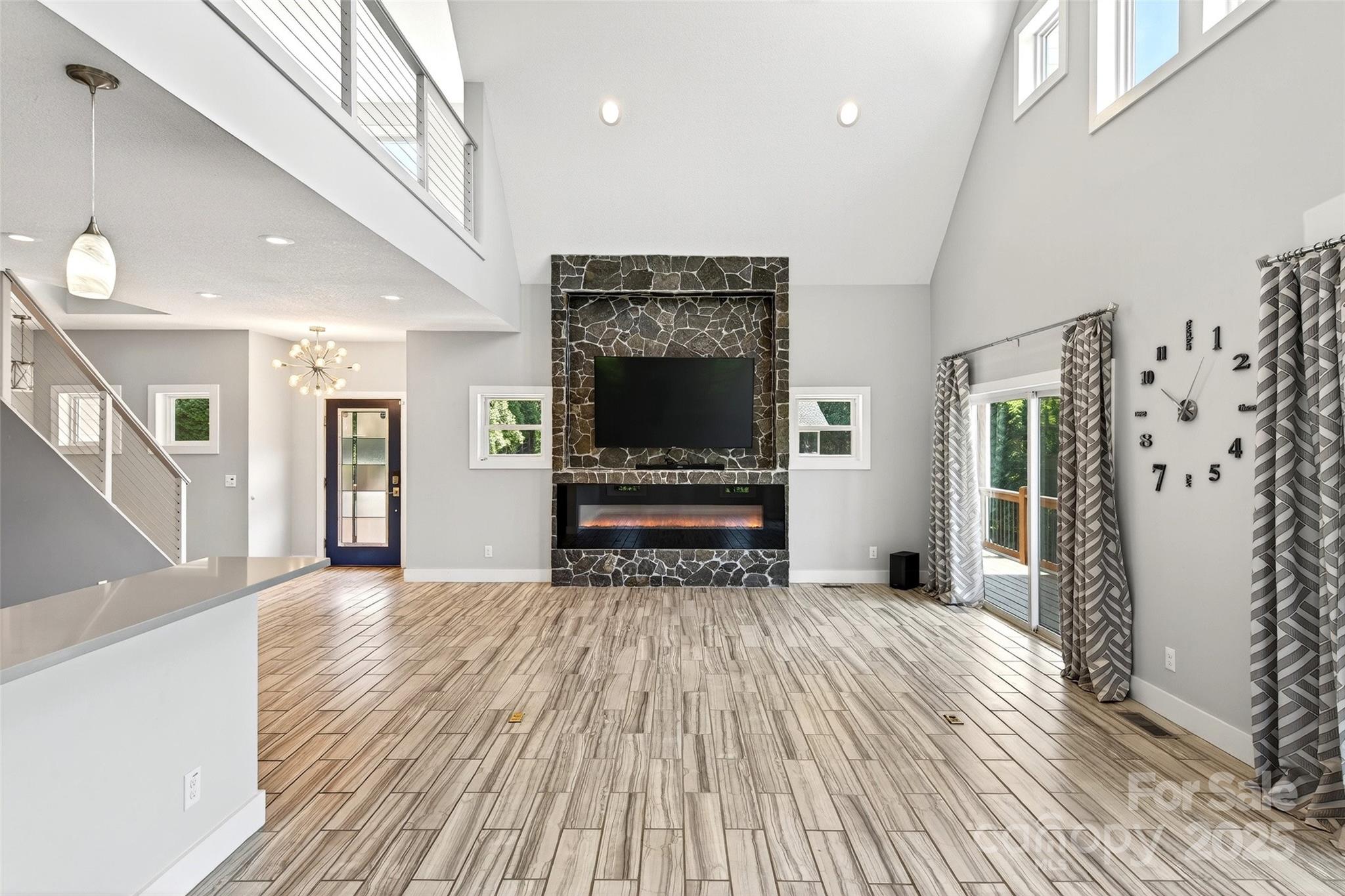 4 Stars Forever Drive Black Mountain NC 28711