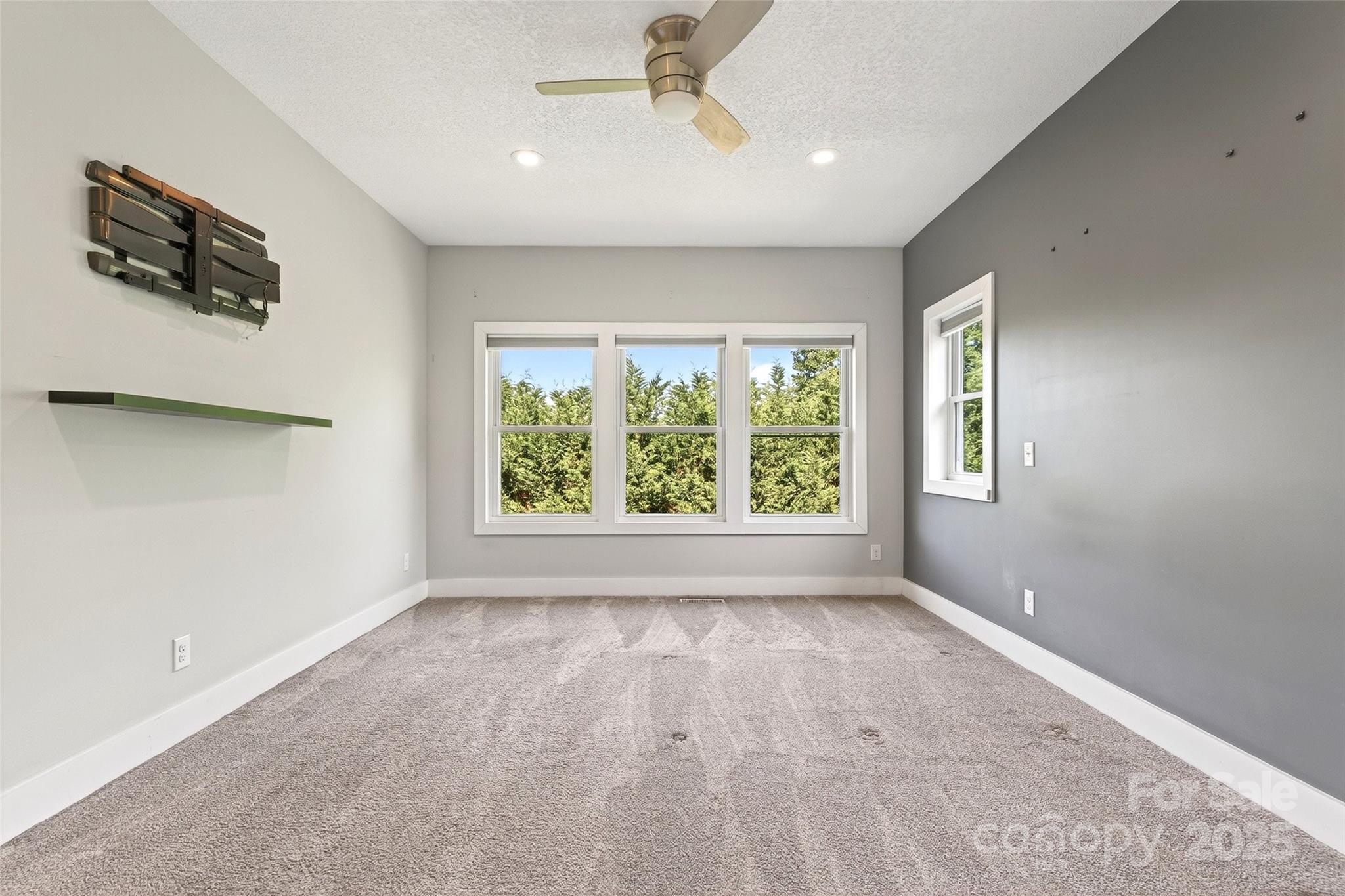 4 Stars Forever Drive Black Mountain NC 28711