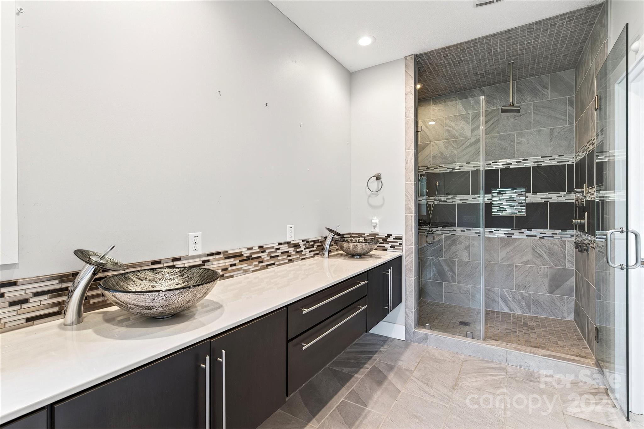 4 Stars Forever Drive Black Mountain NC 28711