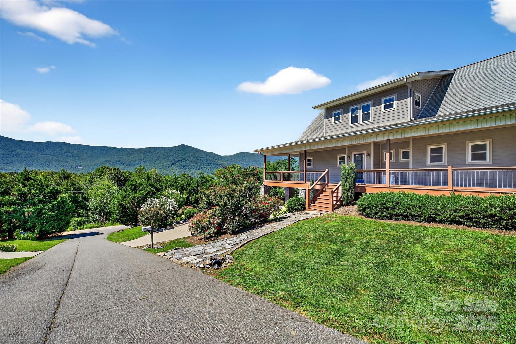 4 Stars Forever Drive Black Mountain NC 28711