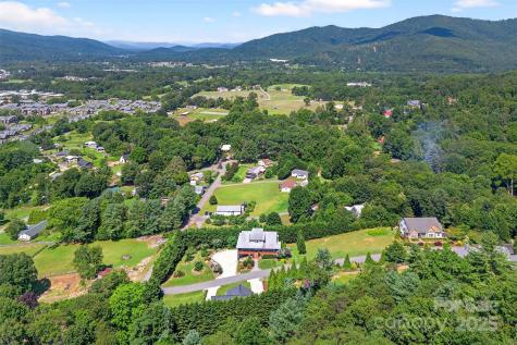 4 Stars Forever Drive Black Mountain NC 28711