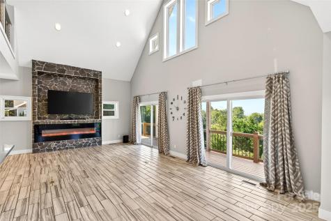 4 Stars Forever Drive Black Mountain NC 28711