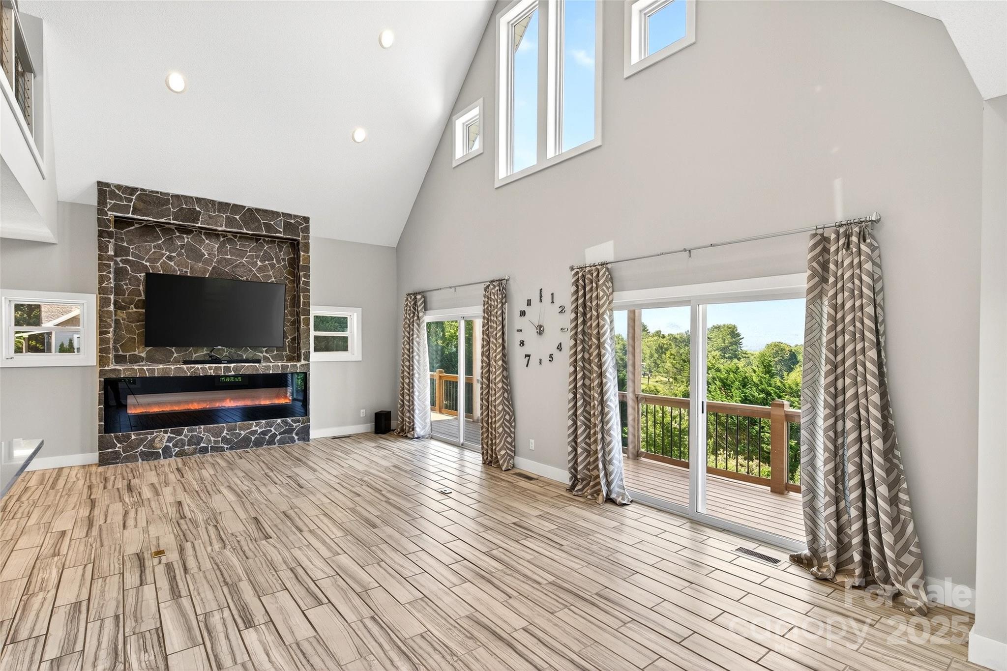 4 Stars Forever Drive Black Mountain NC 28711