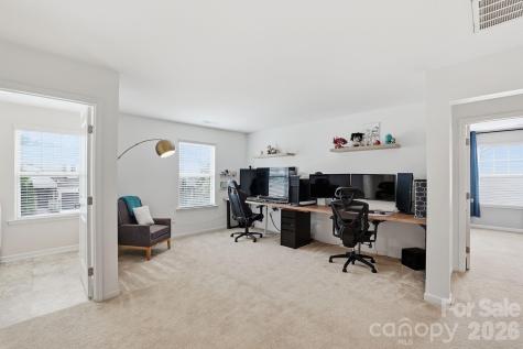 17504 Austins Creek Drive Charlotte NC 28278
