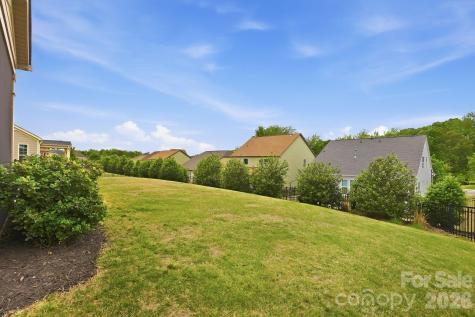 17504 Austins Creek Drive Charlotte NC 28278