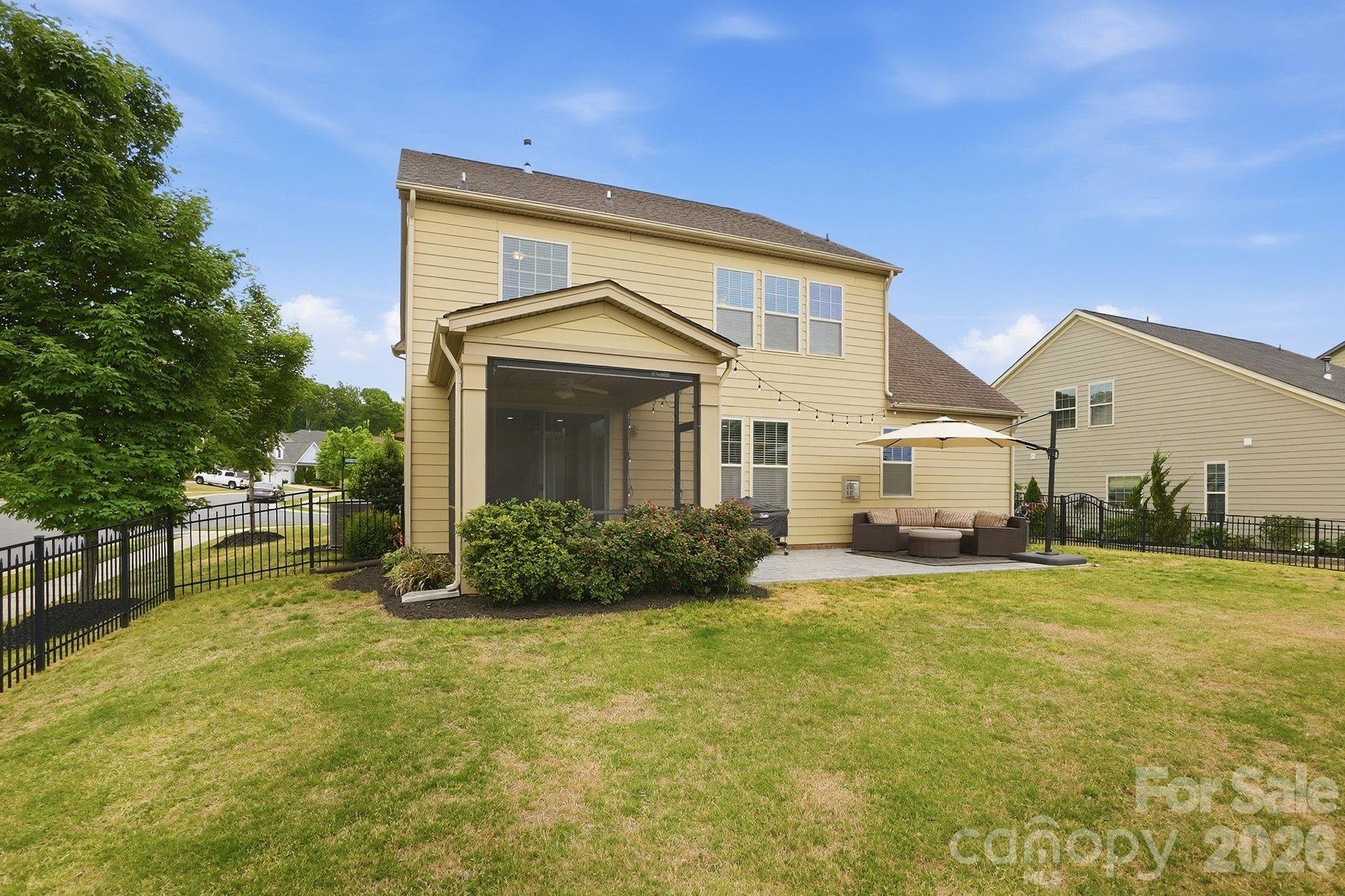 17504 Austins Creek Drive Charlotte NC 28278