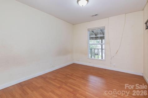 6 Overlook Circle Asheville NC 28803