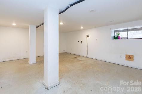 6 Overlook Circle Asheville NC 28803