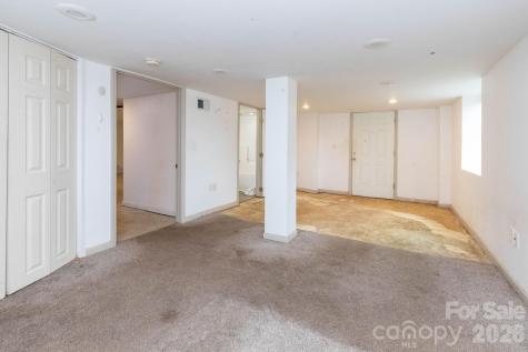 6 Overlook Circle Asheville NC 28803