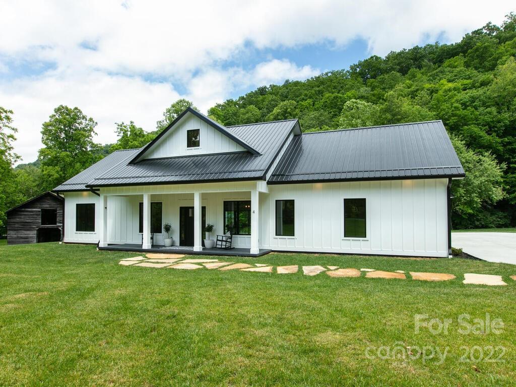 4 Coleman Boundary Road Barnardsville NC 28709