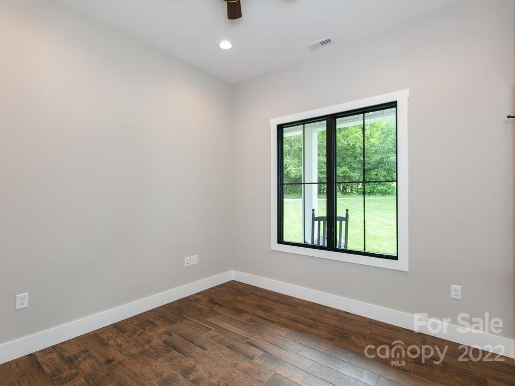 4 Coleman Boundary Road Barnardsville NC 28709