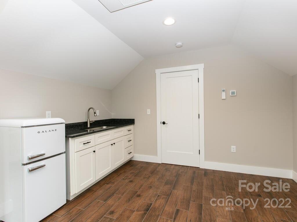 4 Coleman Boundary Road Barnardsville NC 28709