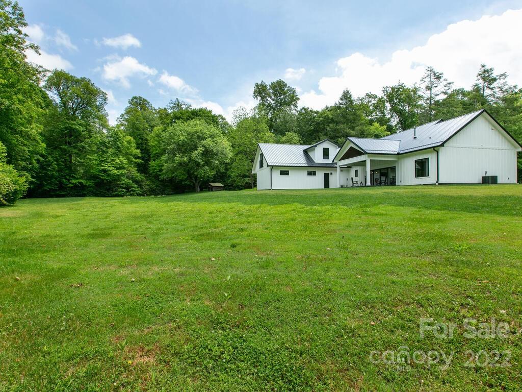 4 Coleman Boundary Road Barnardsville NC 28709