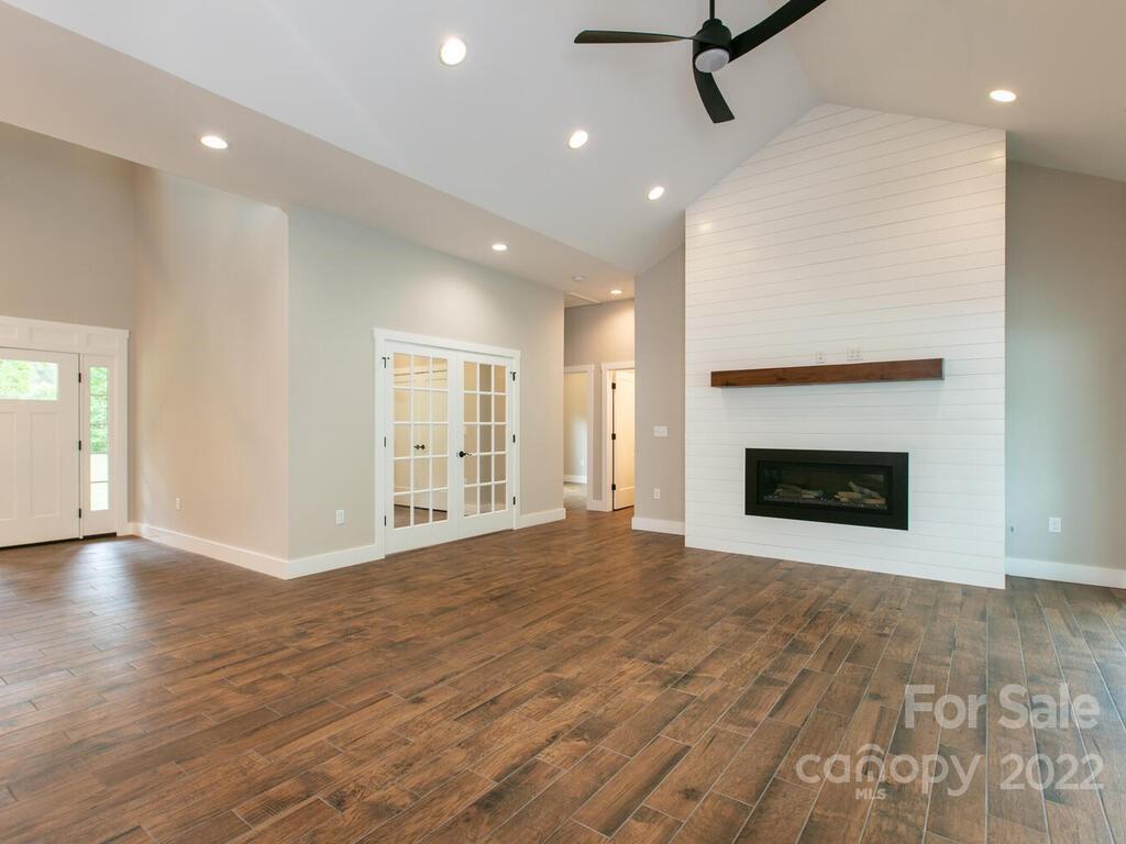 4 Coleman Boundary Road Barnardsville NC 28709