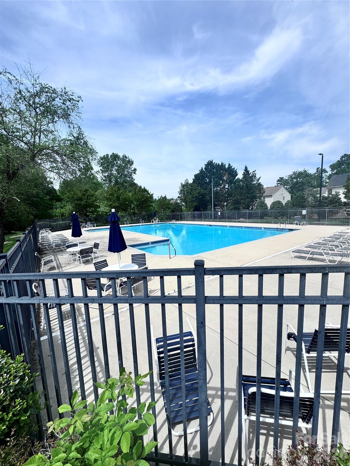 6528 Forest Cross Drive Charlotte NC 28216
