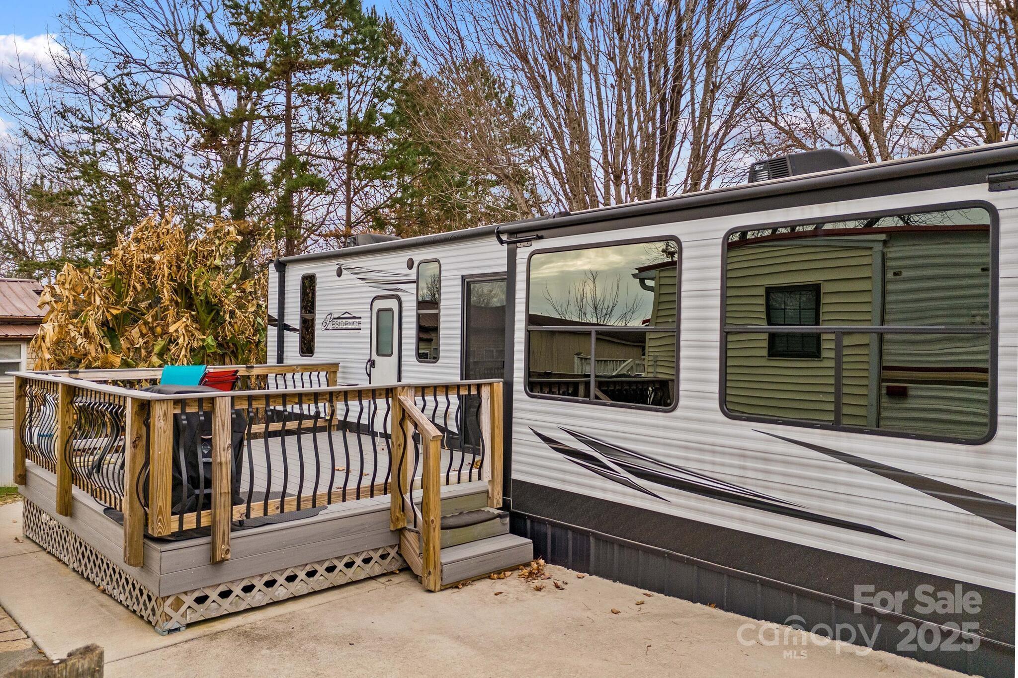 103 S Cardinal Drive New London NC 28127