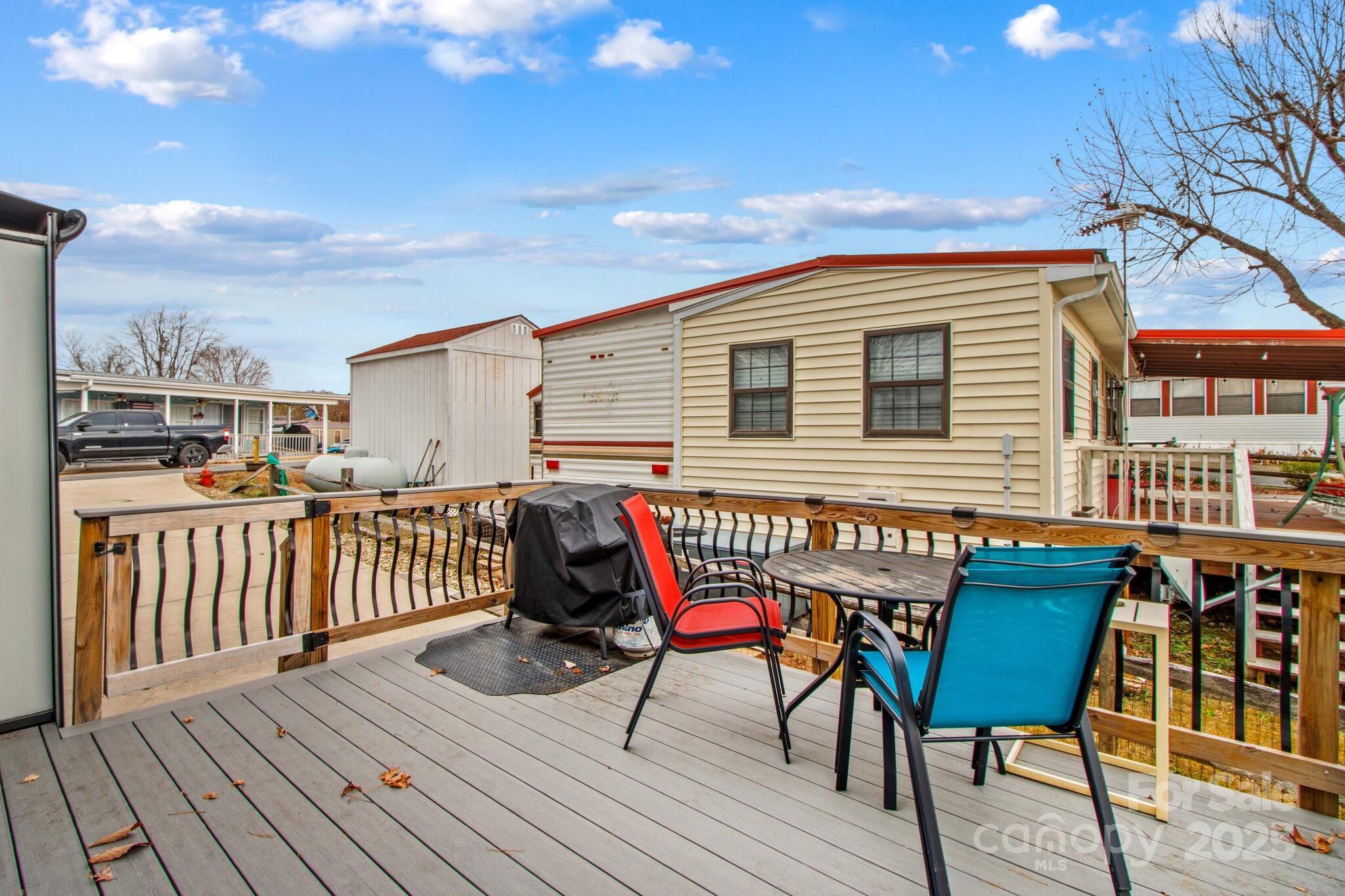 103 S Cardinal Drive New London NC 28127