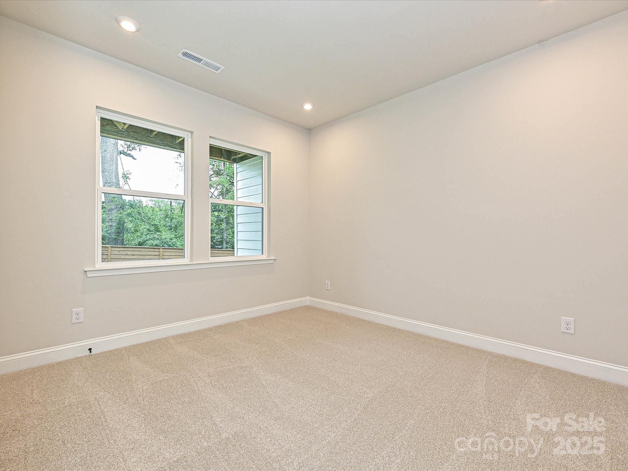 8034 Cedarsmith Court Charlotte NC 28217