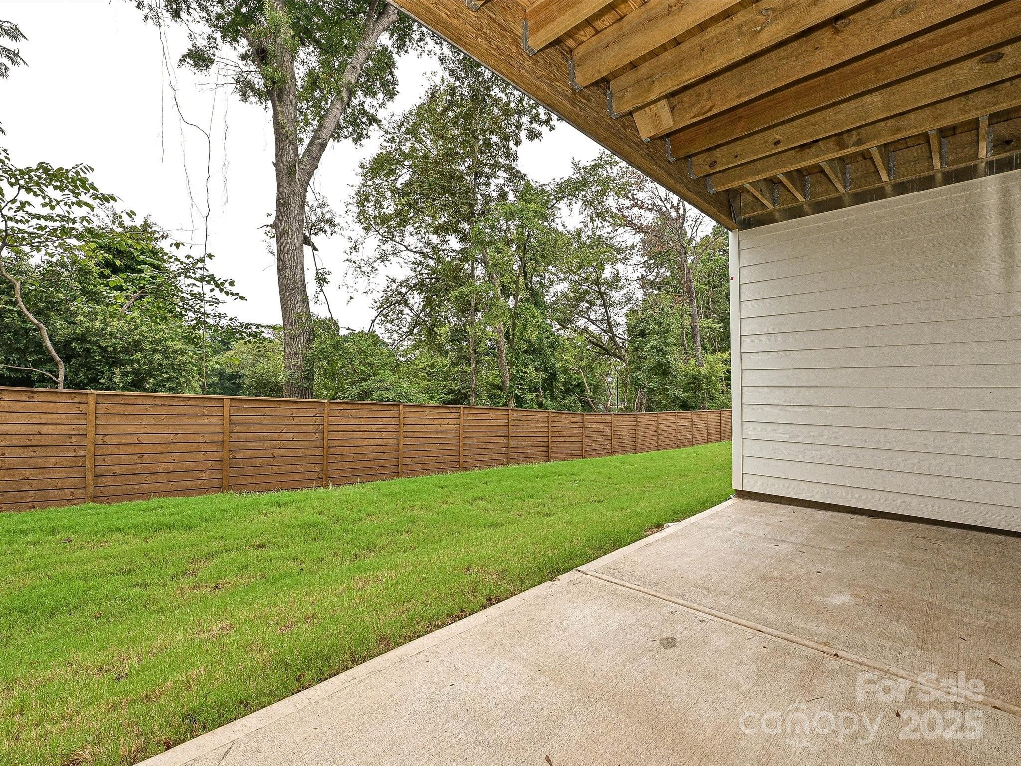 8034 Cedarsmith Court Charlotte NC 28217