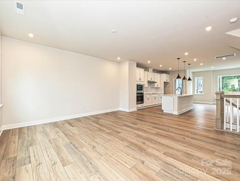 8034 Cedarsmith Court Charlotte NC 28217