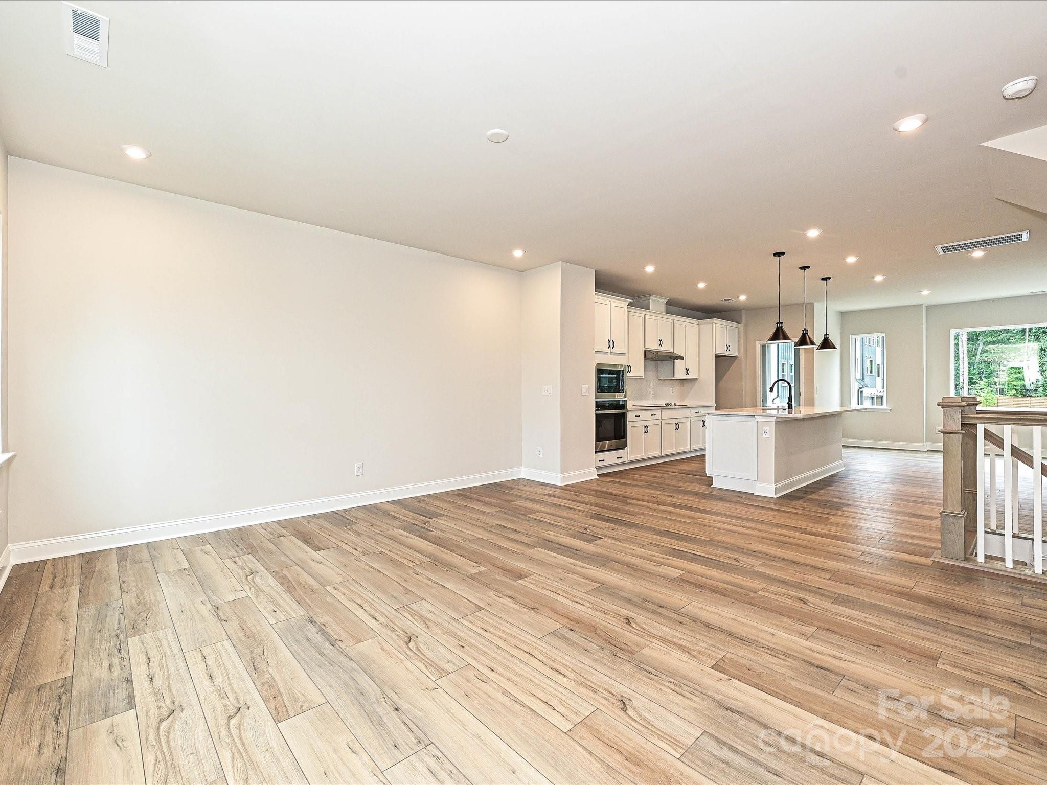 8034 Cedarsmith Court Charlotte NC 28217