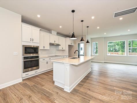 8034 Cedarsmith Court Charlotte NC 28217