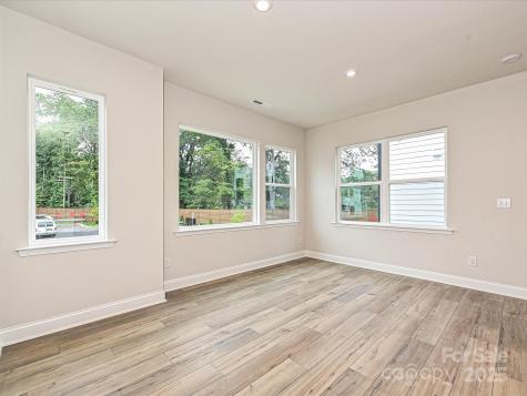 8034 Cedarsmith Court Charlotte NC 28217
