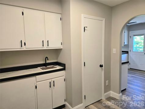 20 Mount Carmel Drive Asheville NC 28806